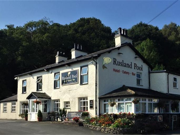 Rusland Pool Hotel Bouth Esterno foto