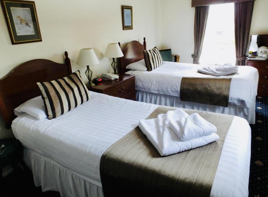 Rusland Pool Hotel Bouth Esterno foto